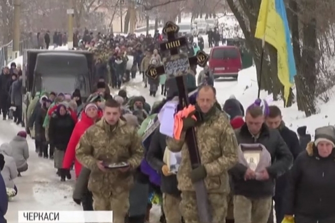 Невдовзі планував одружитися: на Черкащині попрощалися із загиблим 28-річним бійцем (ВІДЕО)