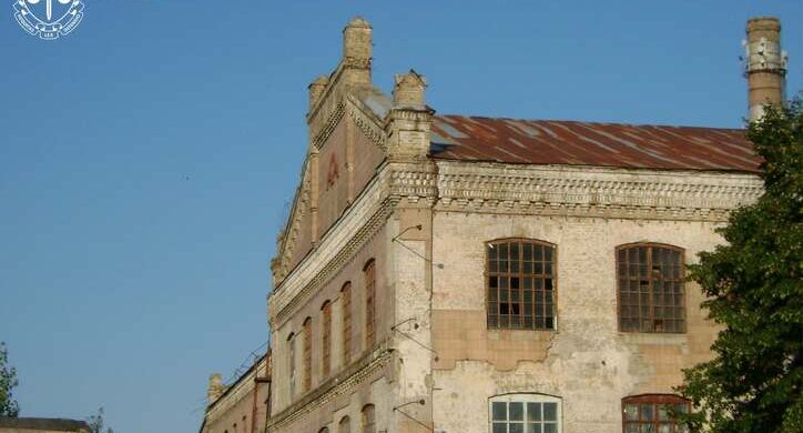 Будівля Черкаського цукрового заводу понад 15 років залишається без належного захисту: прокуратура звернулася до суду