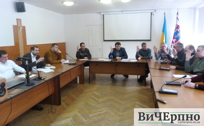 Графік руху, оголошення зупинок, етика до пасажирів… Чи їздитимуть черкасці у маршрутках комфортніше?