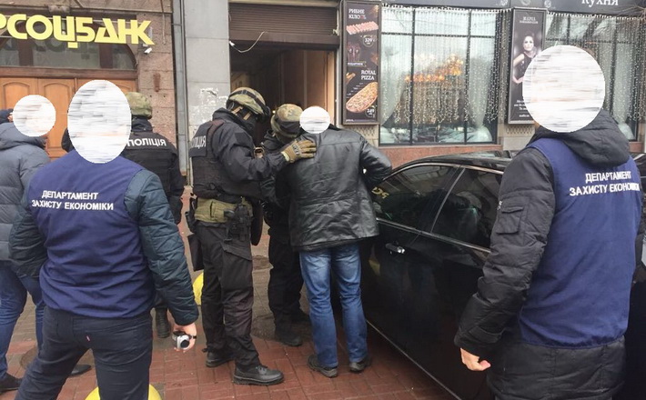 Засновник та один з керівників ТОВ «Смілаенергоінвест» підозрюються в привласненні коштів
