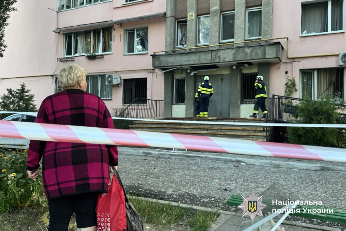 Поліція документує воєнний злочин рф у Черкасах (ФОТО)