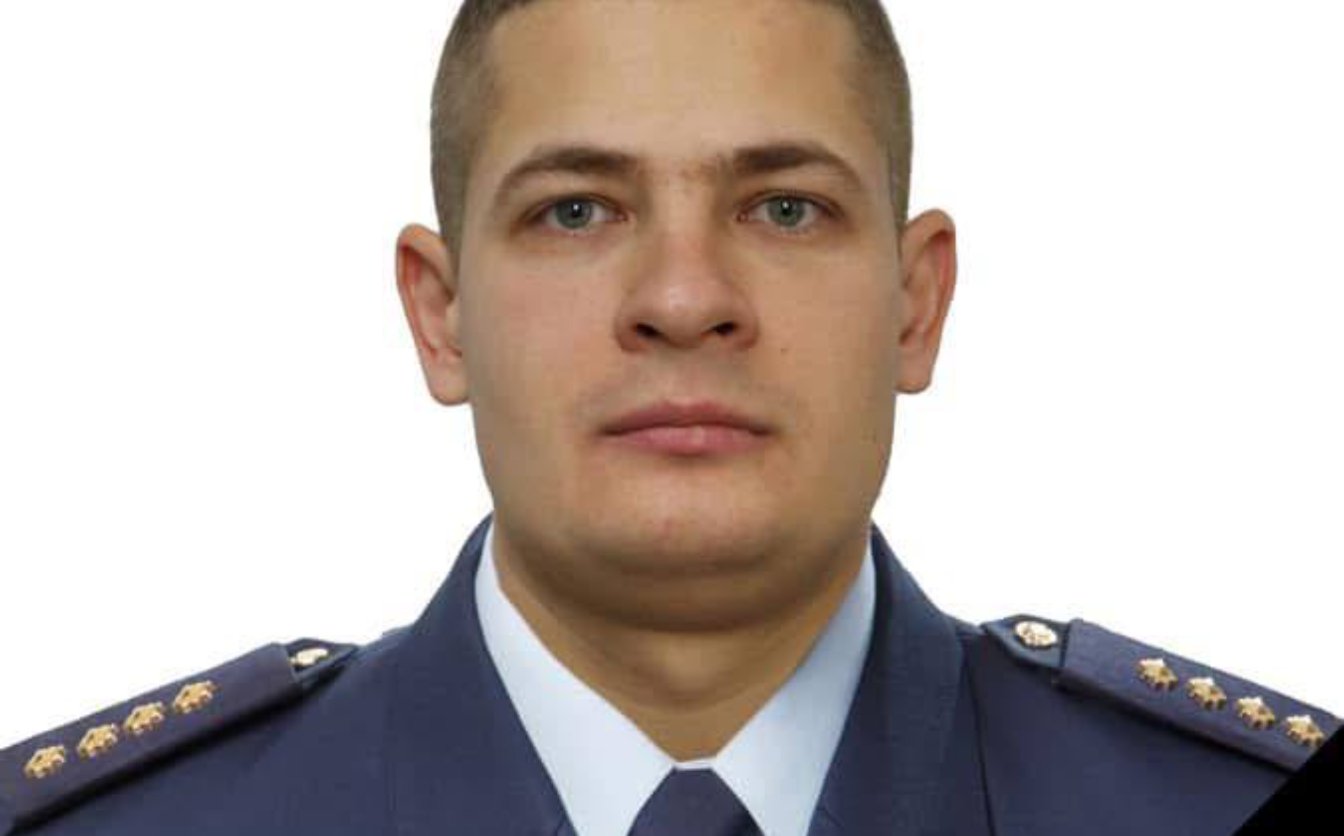 Під час гасіння пожежі загинув 29-річний рятувальник зі Сміли
