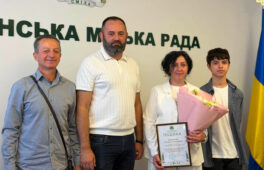 У Смілі грошовою премією відзначили учня, який склав НМТ  на 200