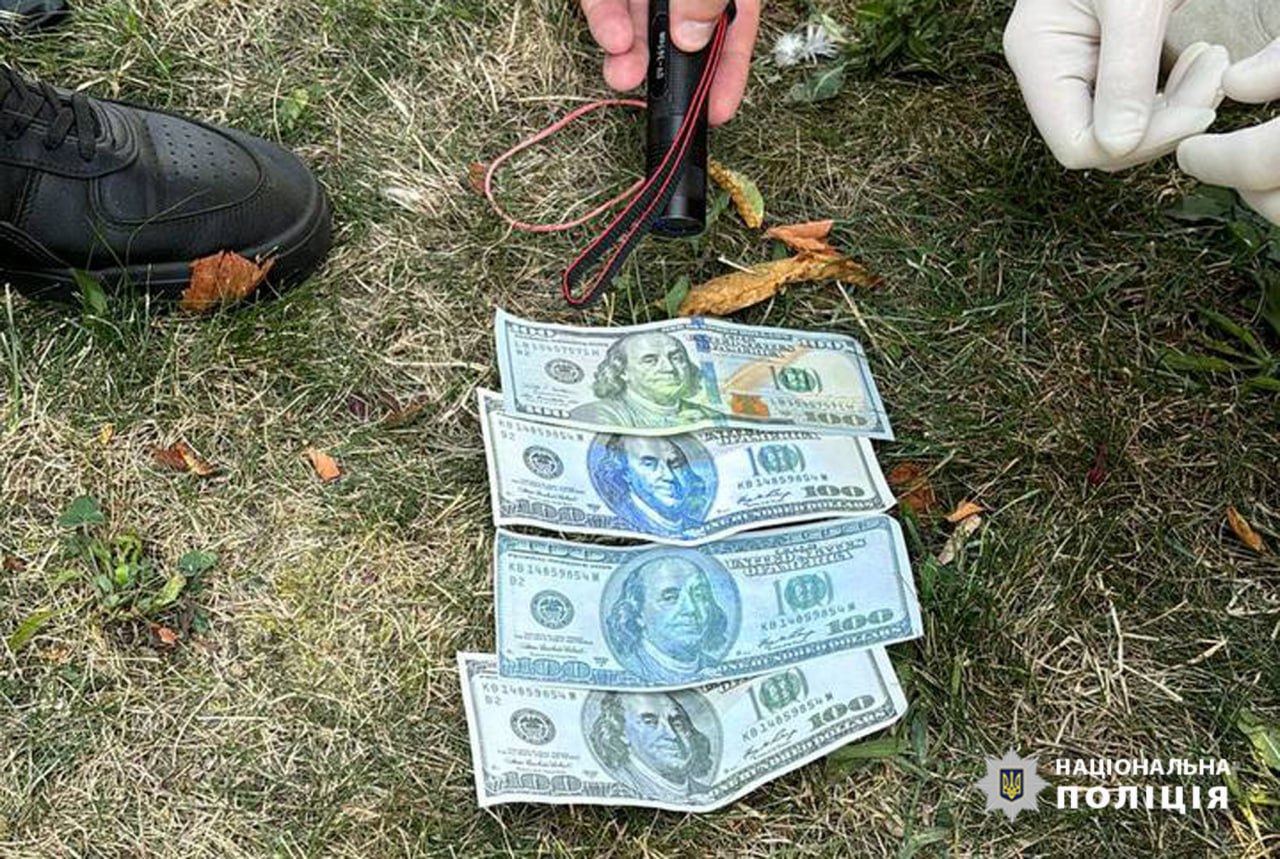 Уманського держслужбовця затримали за вимагання грошей з підприємця (ФОТО)