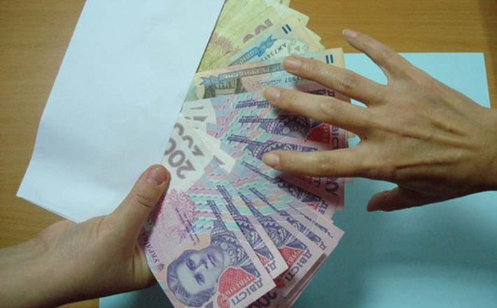 Прокуратура контролює невиплату заробітної плати на Черкащині