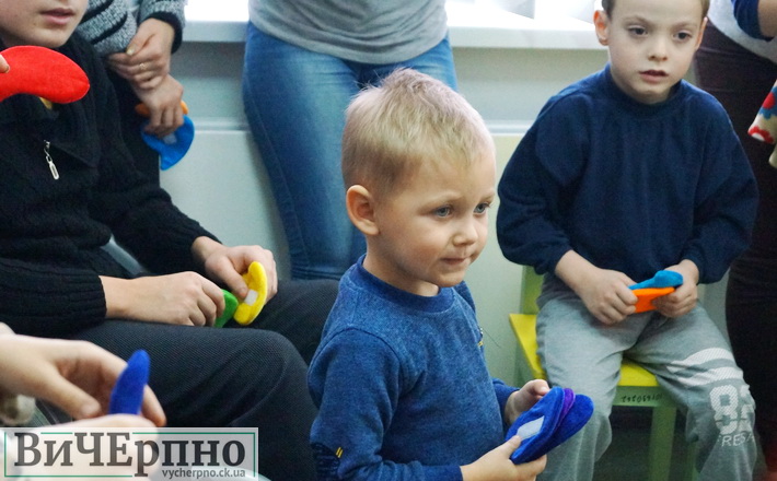 БФ “Деликат” влаштував свято для маленьких пацієнтів обласної дитячої лікарні