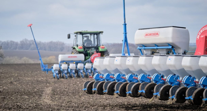 Черкащина завершує посівну кампанію: засіяно понад 800 тисяч гектрів