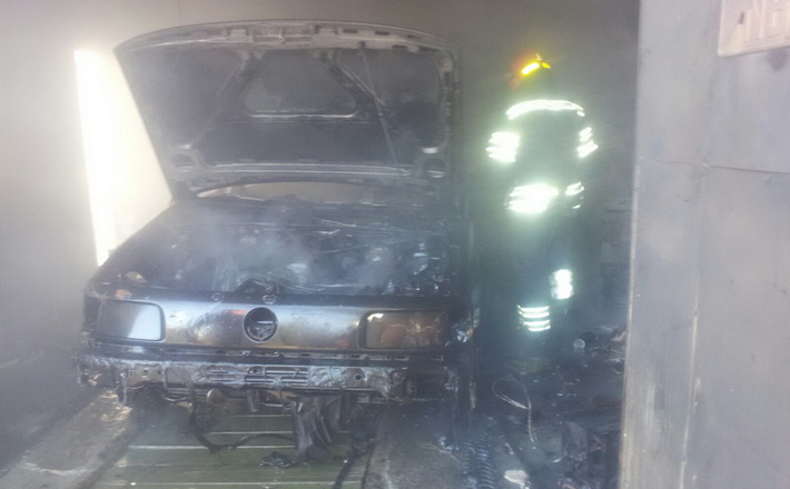 “Привіт” із кримінального світу: молодому підприємцю спалили три автівки за відмову від “криші” (ВІДЕО)