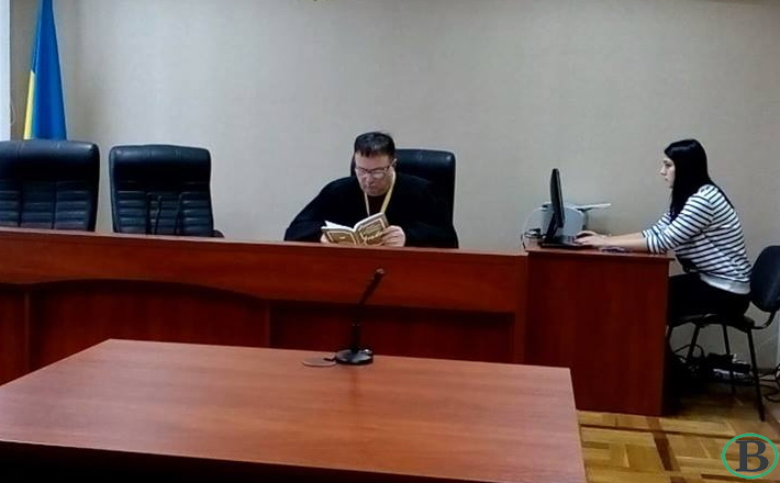 Відбулося чергове судове засідання по справі щодо наклепу на звільнену чиновницю