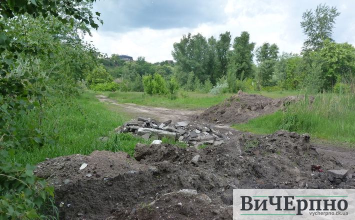Пустир, спорткомплекс чи новенький пляж: що хочуть бачити черкасці на узбережжі Дніпра?