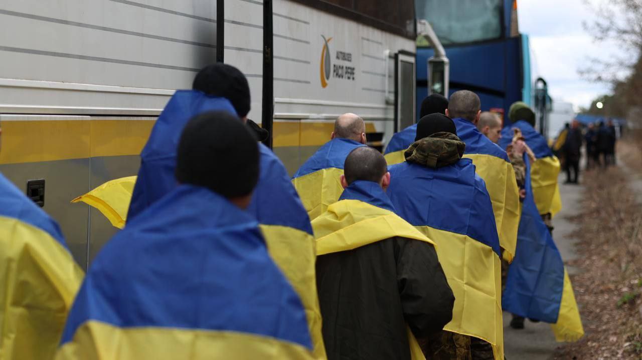 Щаслива звістка: з полону рф повернулися четверо черкащан (ФОТО)