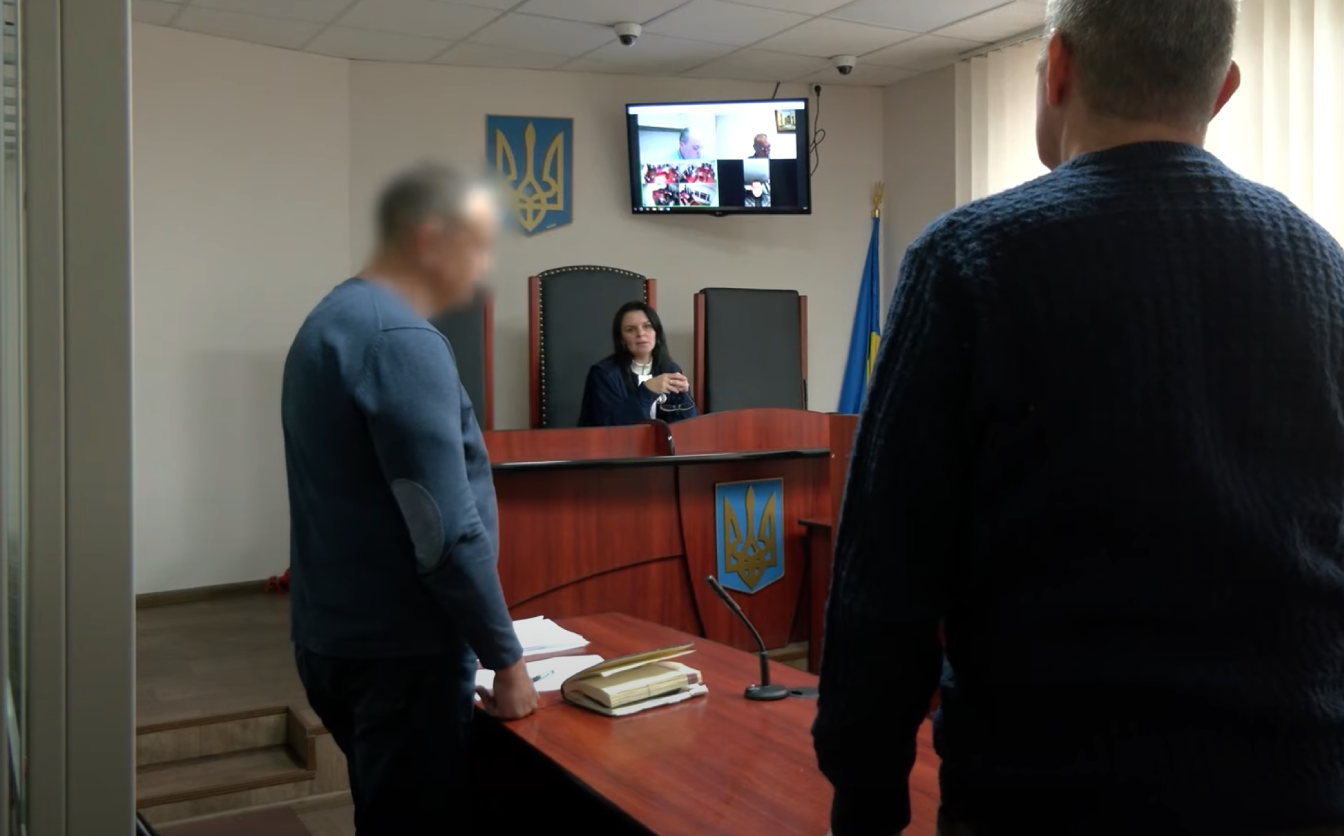 У Черкасах судять прокурора та керівника МСЕК: одного із них звільнили від відповідальності