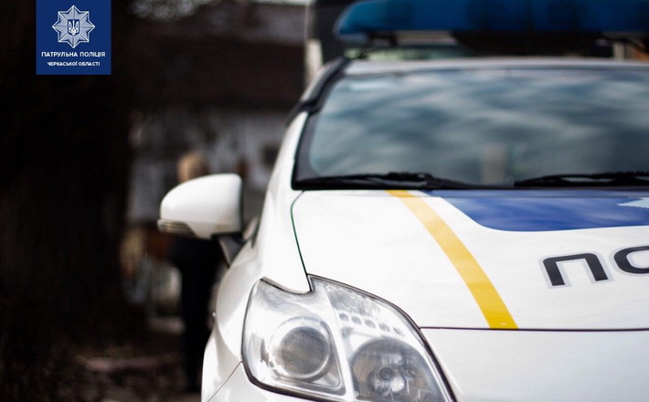 Втік із “швидкої”: поліція розповіла подробиці конфлікту з чоловіком у Лисянці