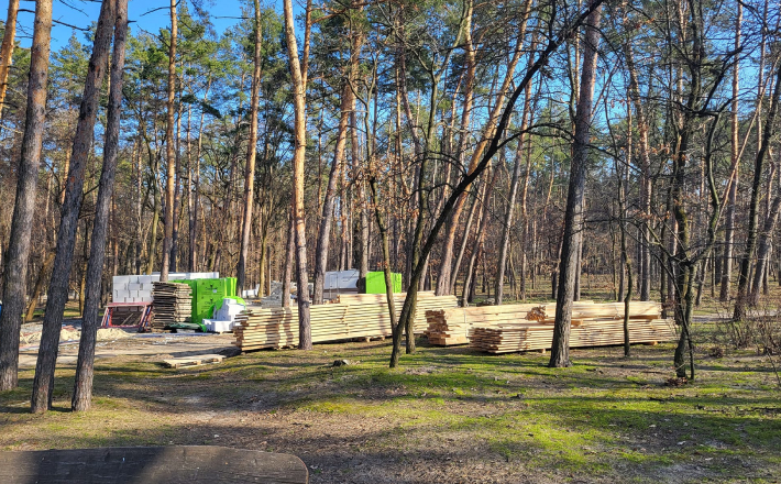Стало відомо, що будують в парку “Сосновий бір”