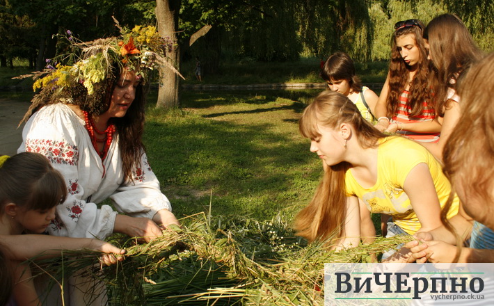 Івана Купала відсвяткували у черкаському парку “Перемога” (ФОТО)