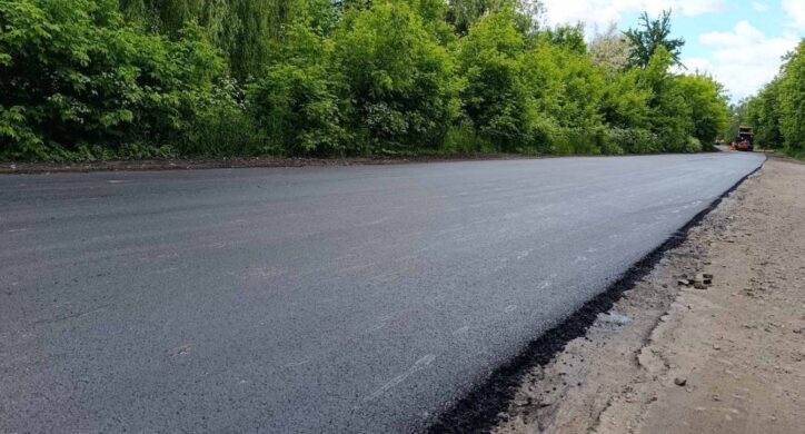 Розпочався ремонт дороги у Драбівській громаді