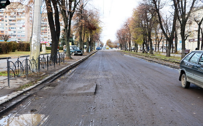 У Черкасах почали ремонтувати бульвар Шевченка
