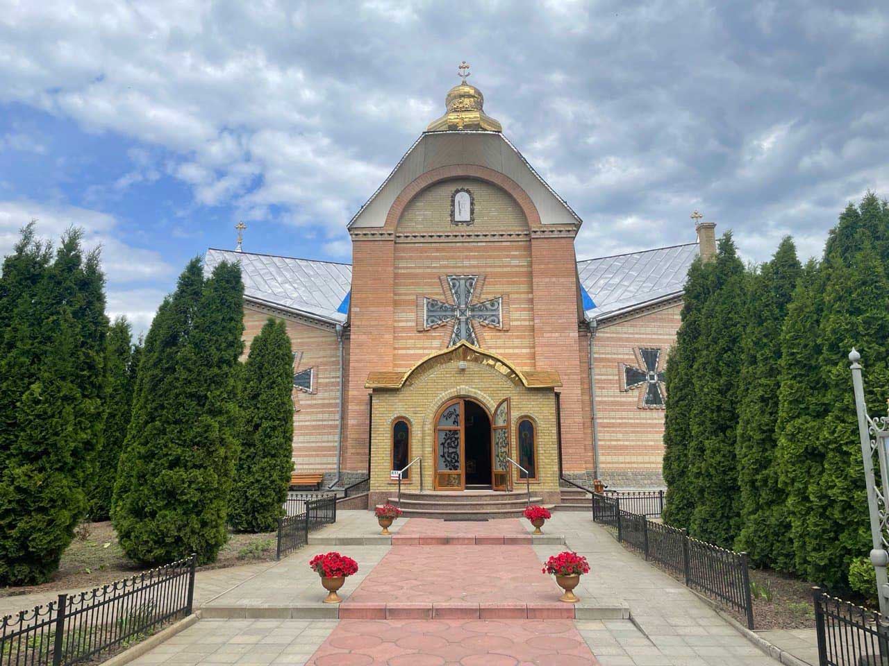 Релігійна громада церкви на “Митниці” в Черкасах перейшла до ПЦУ (ВІДЕО)