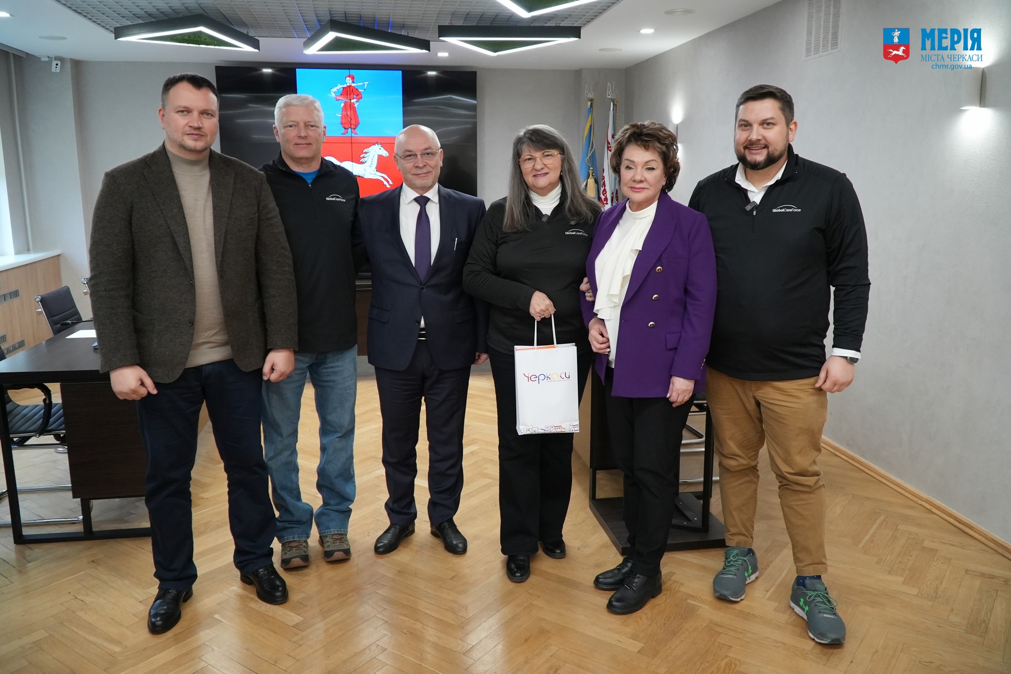 Американські лікарі проводять безплатні обстеження ВПО в Черкасах