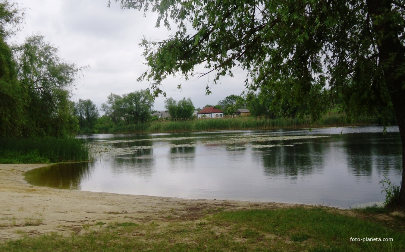 У Кам’янці вода біля зон відпочинку небезпечна для купання