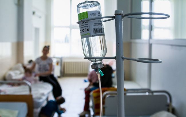 У 56-річної жительки Черкас виявили ботулізм