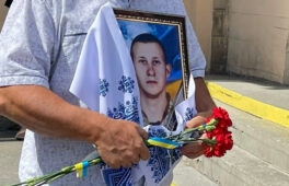 Був зниклим безвісти три роки: Черкащина попрощалася із 27-річним воїном