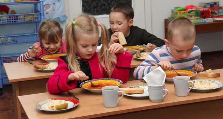 У канівських садочках збільшено вартість харчування дітей