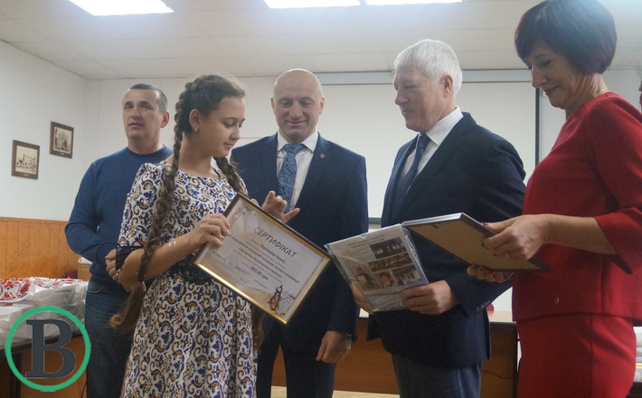 У Черкасах відзначили стипендією міського голови учнів шкіл естетичного виховання (ФОТО)