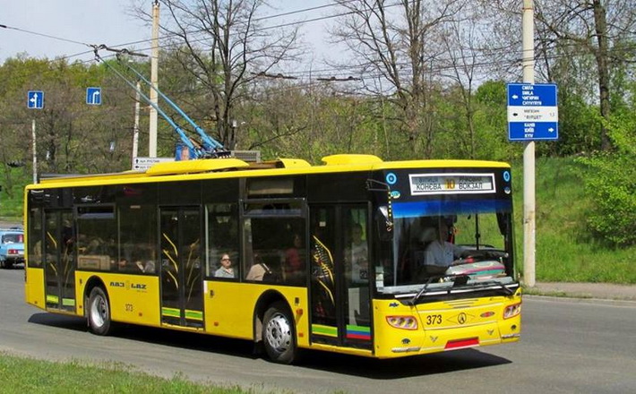 Учні й студенти безкоштовно їздитимуть в черкаських тролейбусах