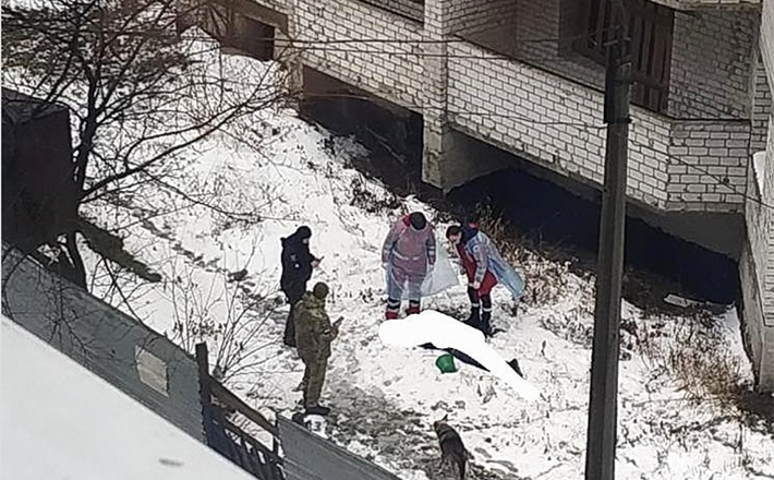 Учора в Черкасах знайшли мертвого чоловіка