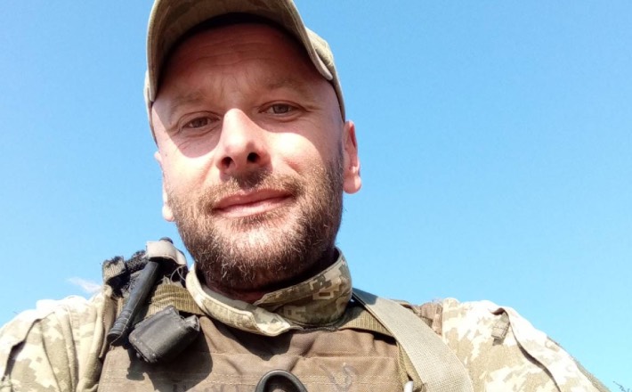На Звенигородщині провели “живим” коридором солдата