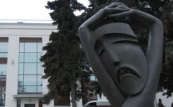 Сюрприз року: черкаські актори готуються до відкриття драмтеатру