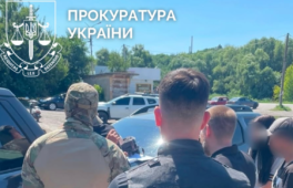 3 000 доларів США за втечу зі служби: на Черкащині викрито військовослужбовця та його спільника